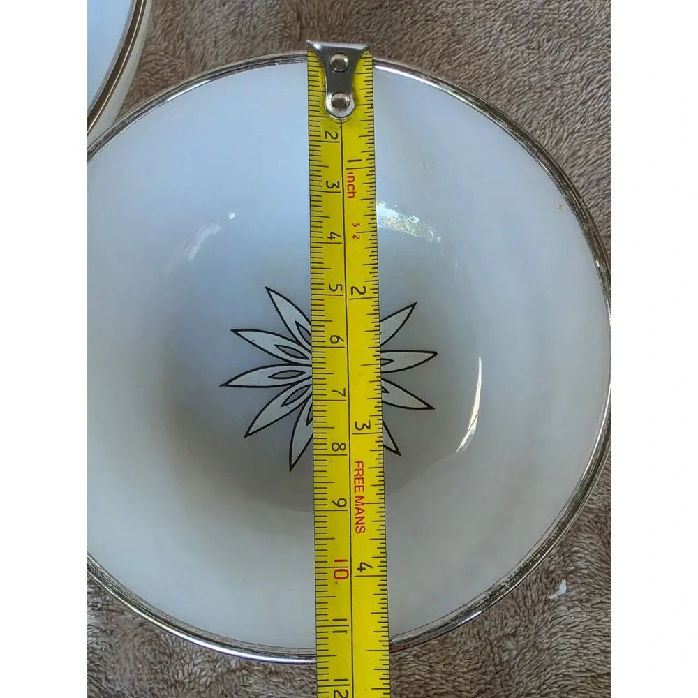 Vintage Anchor Hocking Fire-King Milk Glass Bowls Suburbia Vienna Lace